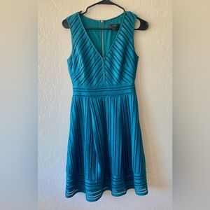 J. Crew Emerald Green Eyelet Striped Fit Flare Dress V Neck Size 00